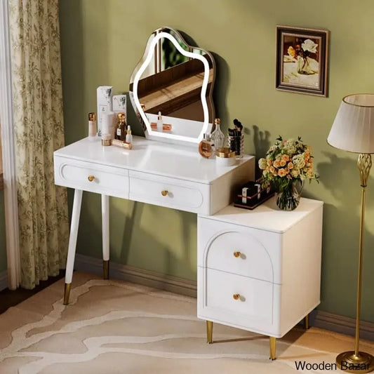  - Wooden Bazar