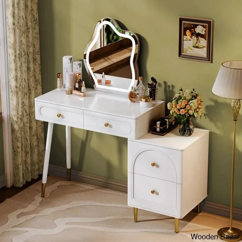  - Wooden Bazar