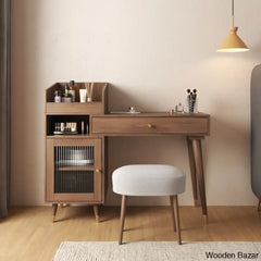  - Wooden Bazar