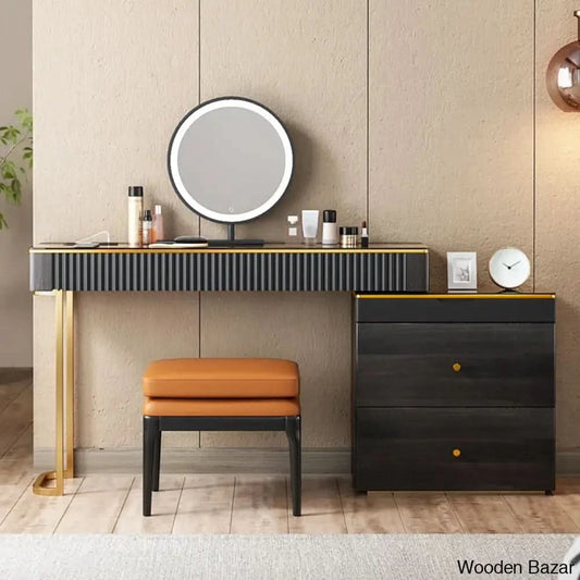  - Wooden Bazar