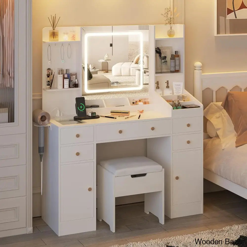  - Wooden Bazar