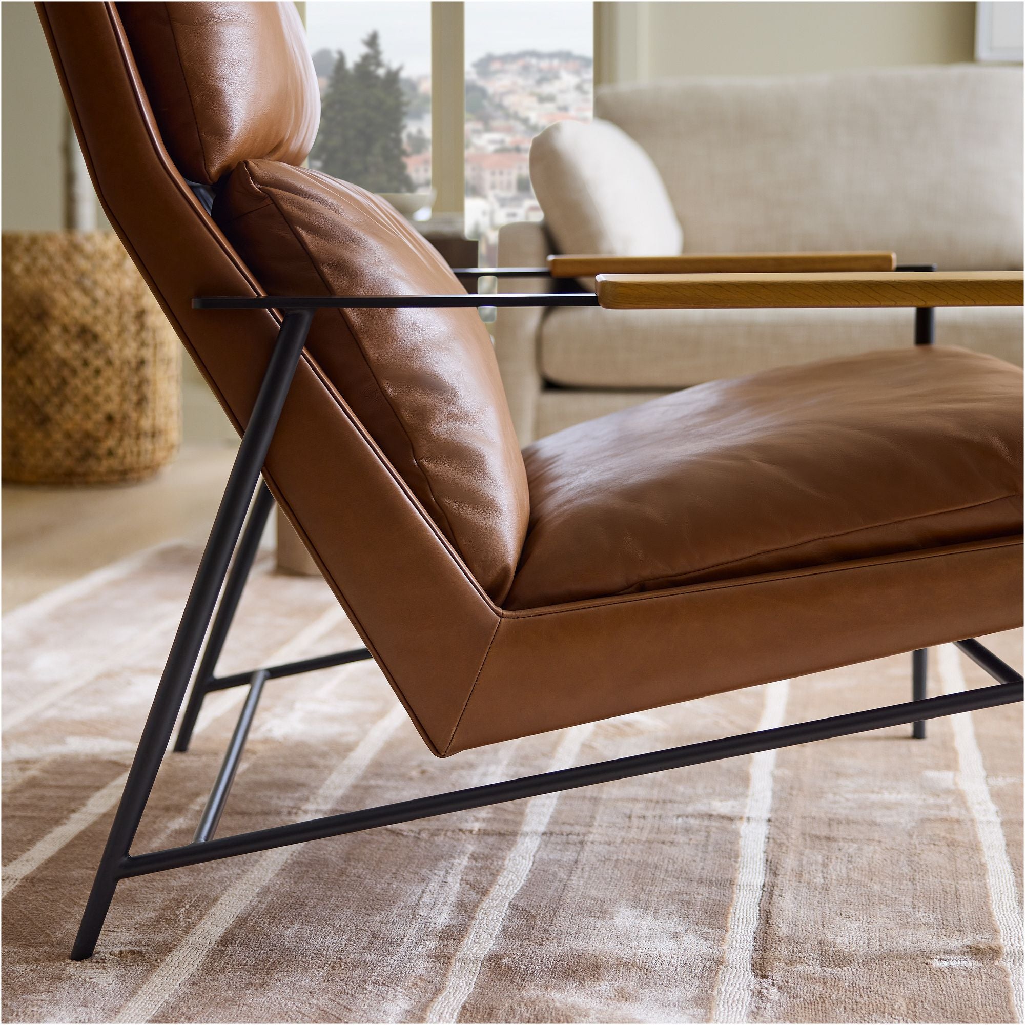 Bapik Leather Chair - Wooden bazar