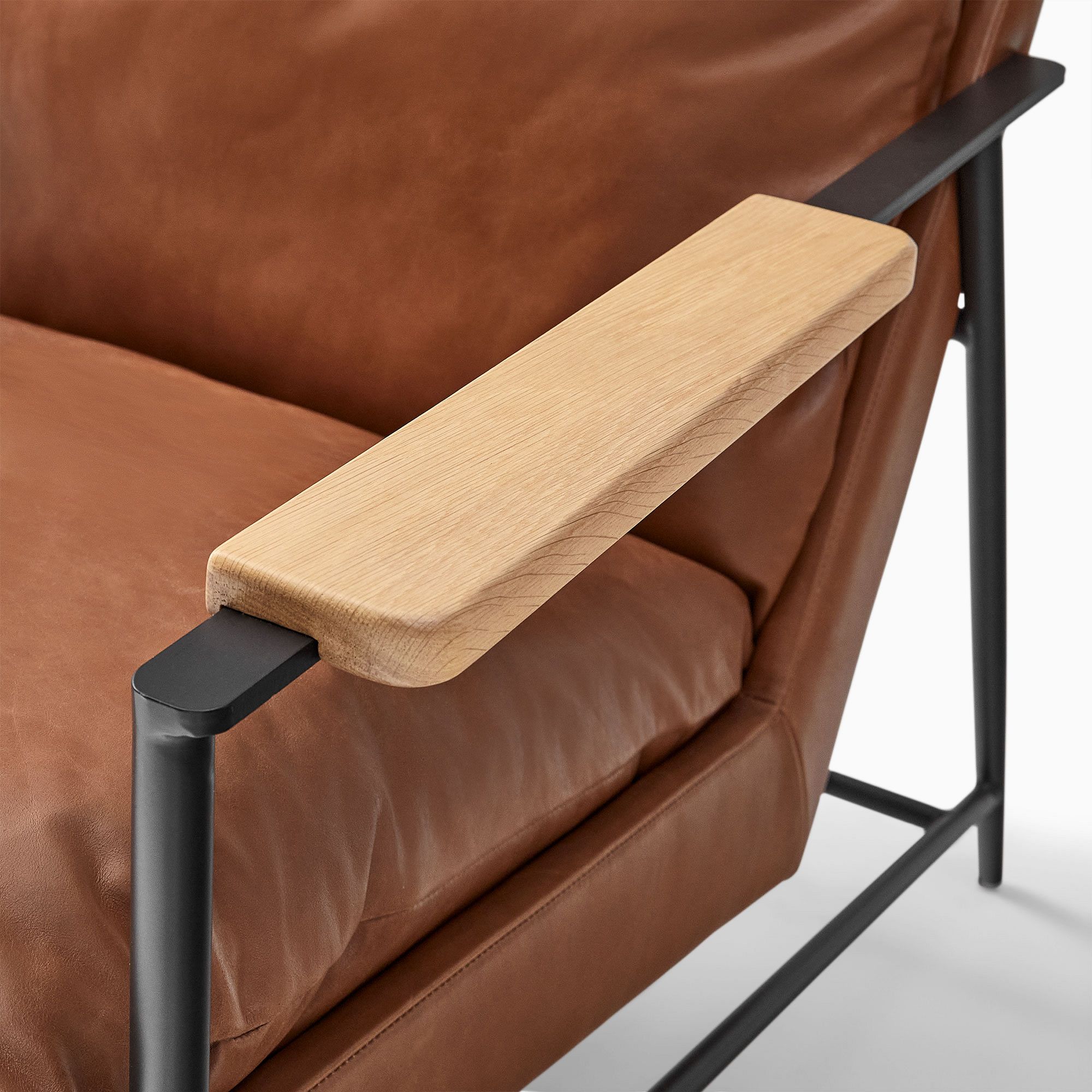 Bapik Leather Chair - Wooden bazar