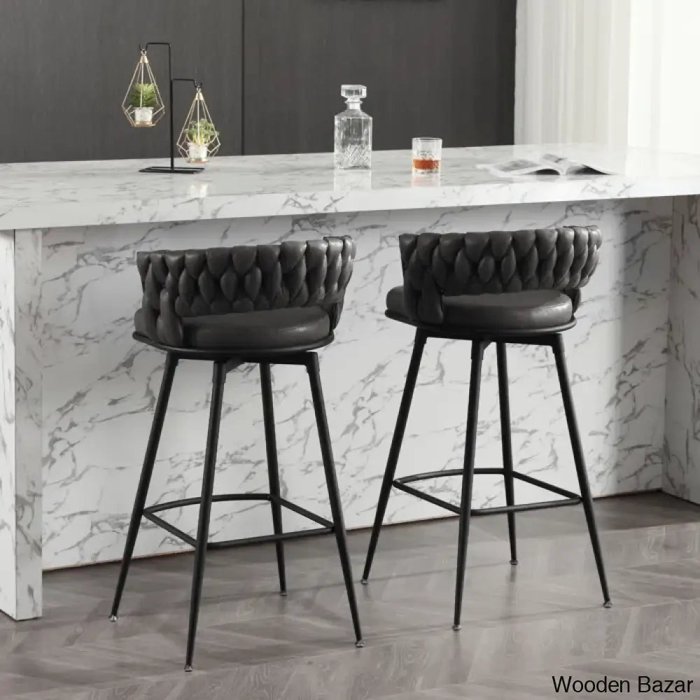 Kymberlynnu Swivel 30.7’’ Counter And Bar Stool (Set Of 2)