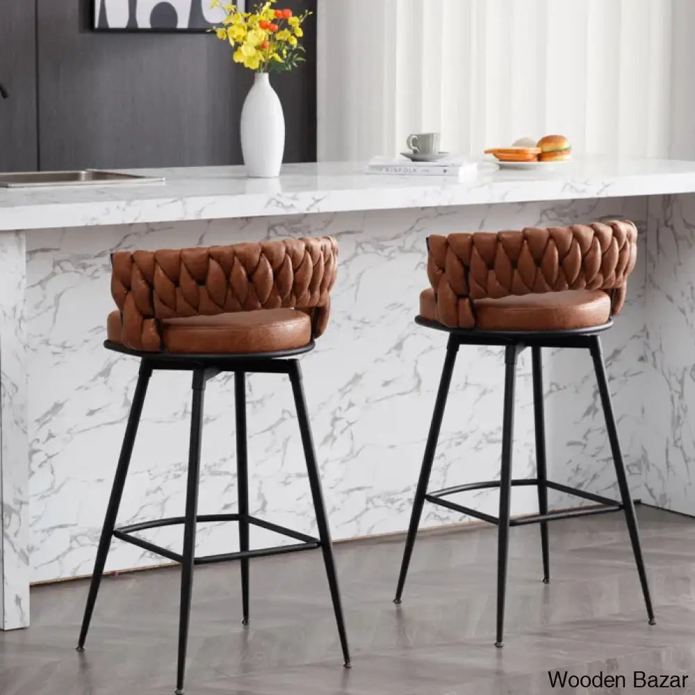 Kymberlynnu Swivel 30.7’’ Counter And Bar Stool (Set Of 2)