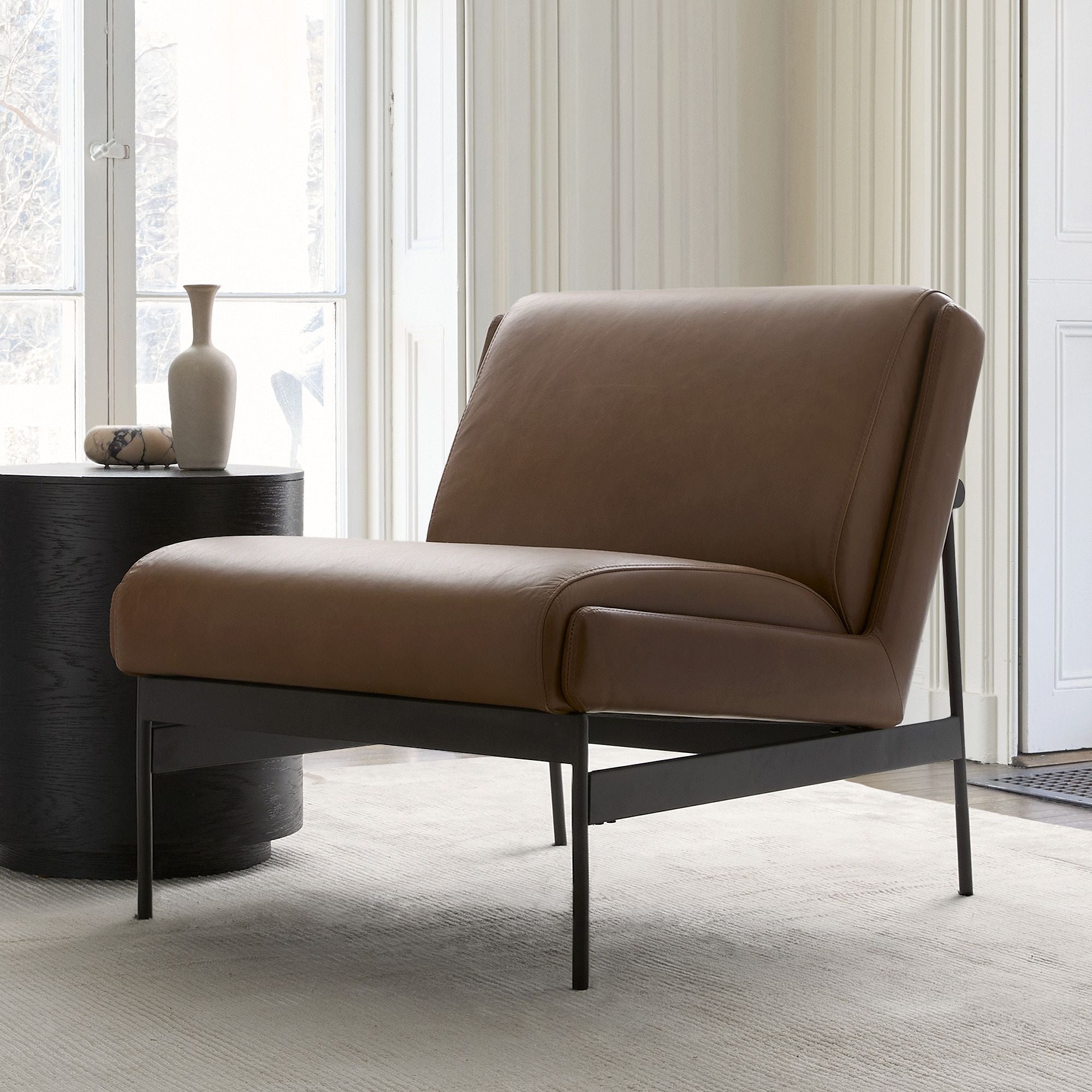 Rendpix Leather Slipper Chair - Wooden Bazar