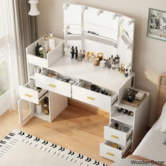  - Wooden Bazar