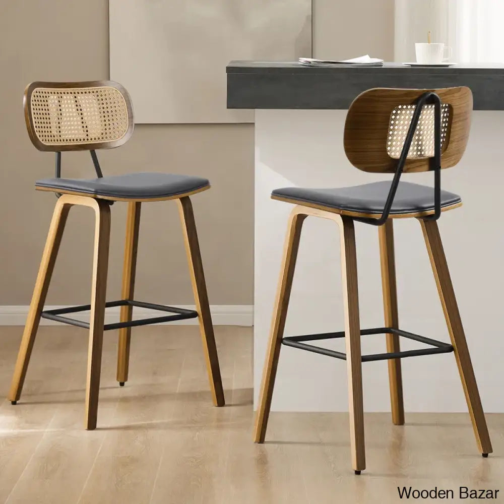 Latiu Swivel Upholstered Rattan Counter & Bar Stool