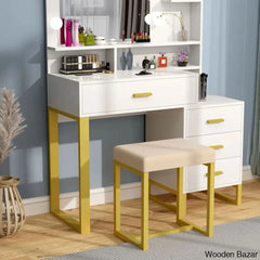  - Wooden Bazar