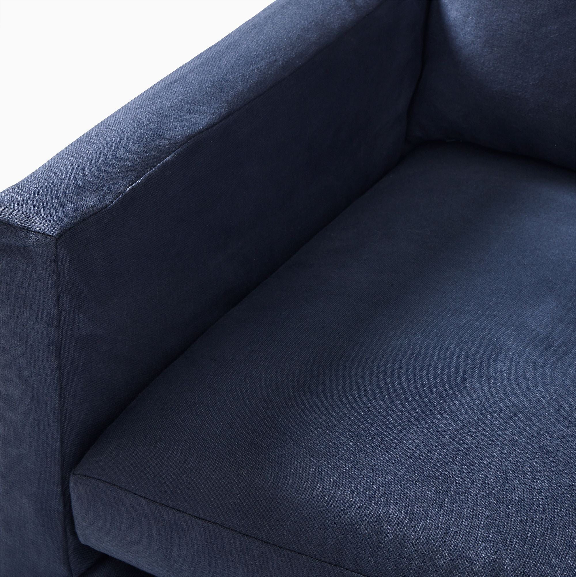 Skirted Slipcover Chair - Wooden bazar