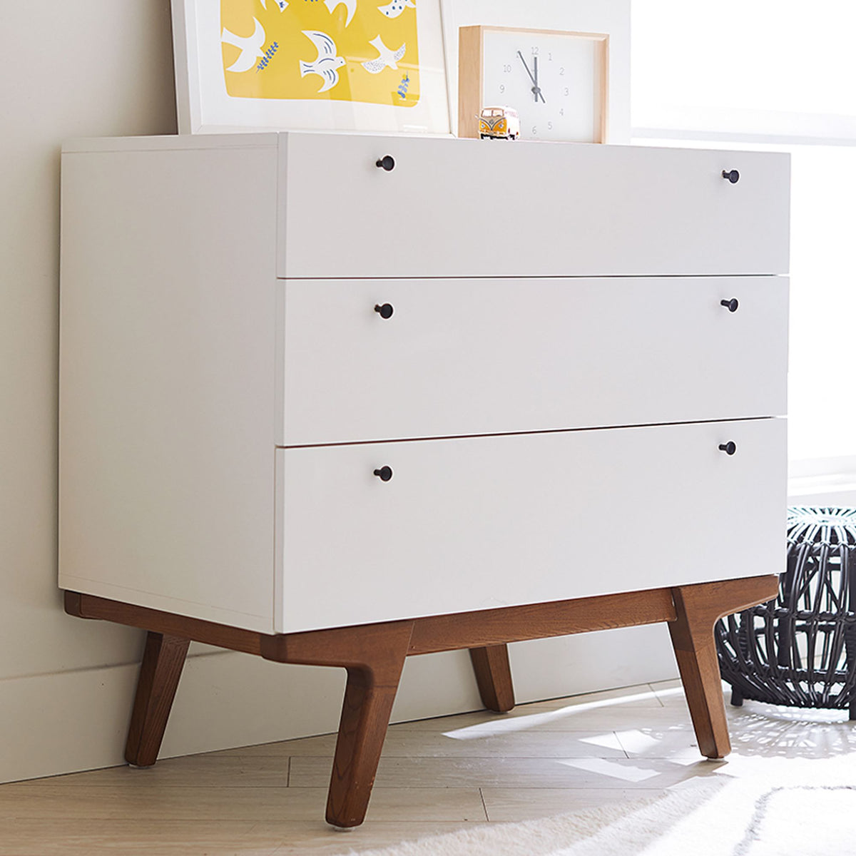 Kamrest Modern 3-Drawer Dresser - Wooden Bazar