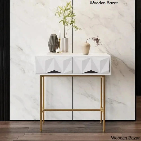 Small End Tables for Small Spaces 