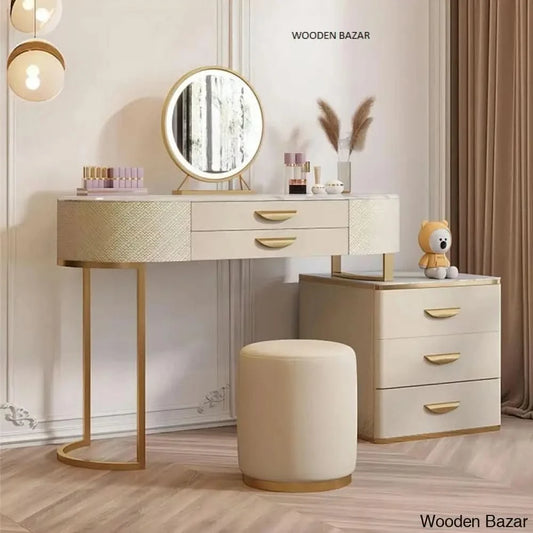  - Wooden Bazar