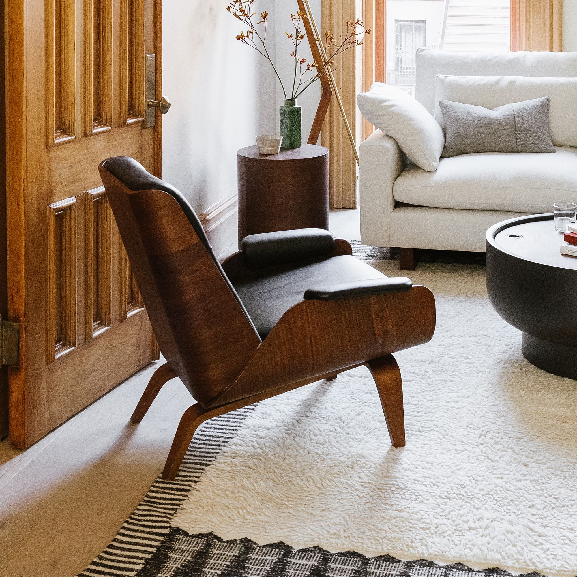 Tiyusha Bent Ply Leather Chair - Wooden Bazar