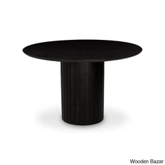 Povera Round Dining Table: Elegantly Crafted For Modern Sophistication