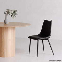 Povera Round Dining Table: Elegantly Crafted For Modern Sophistication