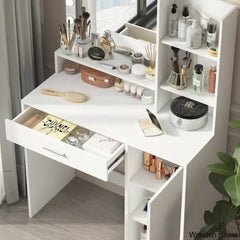  - Wooden Bazar
