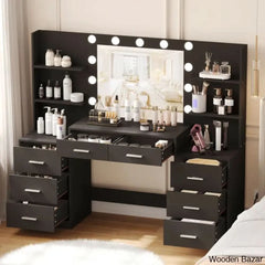  - Wooden Bazar