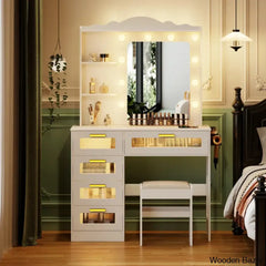  - Wooden Bazar