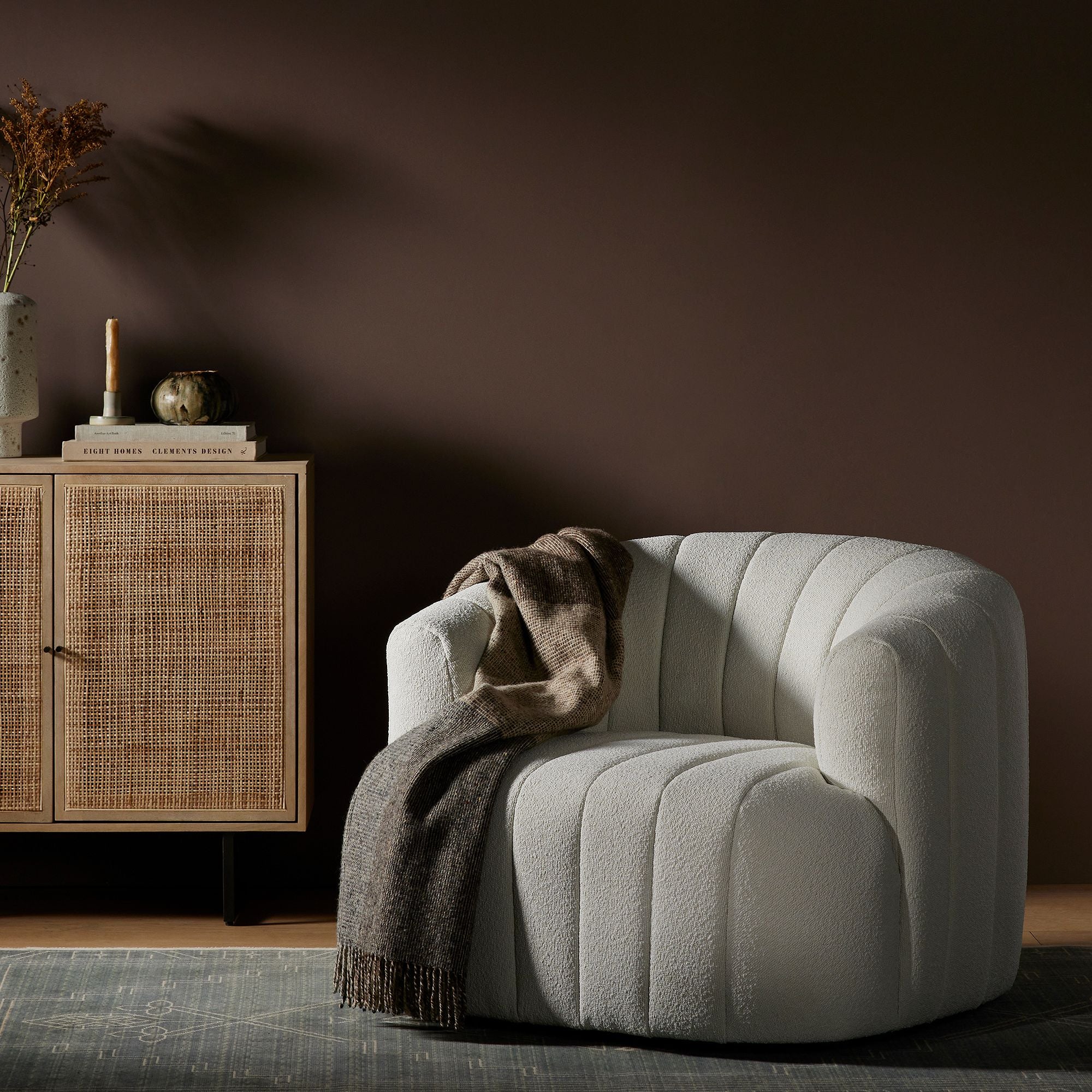 Niaalon Swivel Chair - Wooden bazar