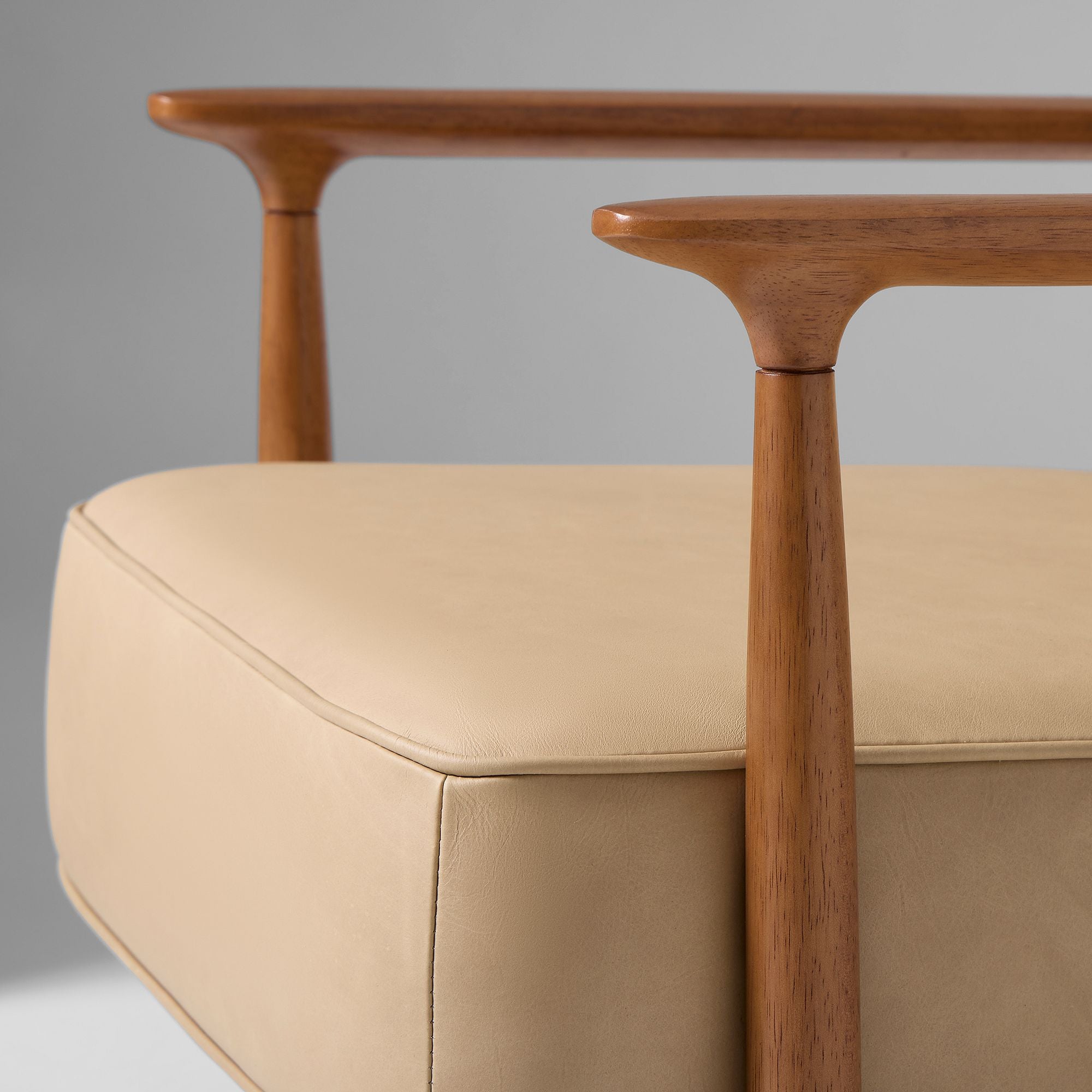 Kapix Leather Show Wood Chair - Wooden bazar