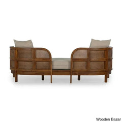Twin Daybed Sofa In Solid Wood With Enriched Existence With Classic Charm