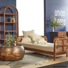 Twin Daybed Sofa In Solid Wood With Enriched Existence With Classic Charm