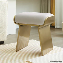 Stool -3