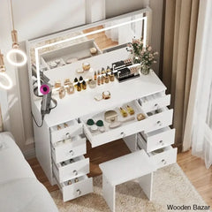  - Wooden Bazar