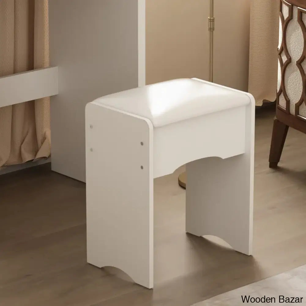  - Wooden Bazar