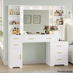  - Wooden Bazar