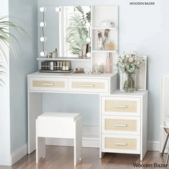  - Wooden Bazar