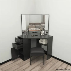  - Wooden Bazar