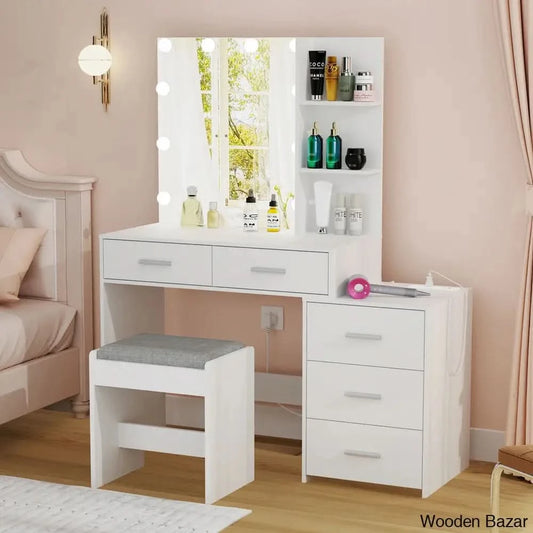  - Wooden Bazar