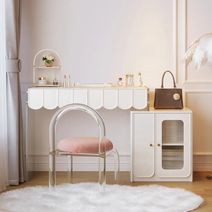 Dressing Table With Miror-5