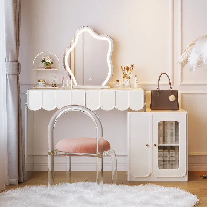 Dressing Table With Miror-1