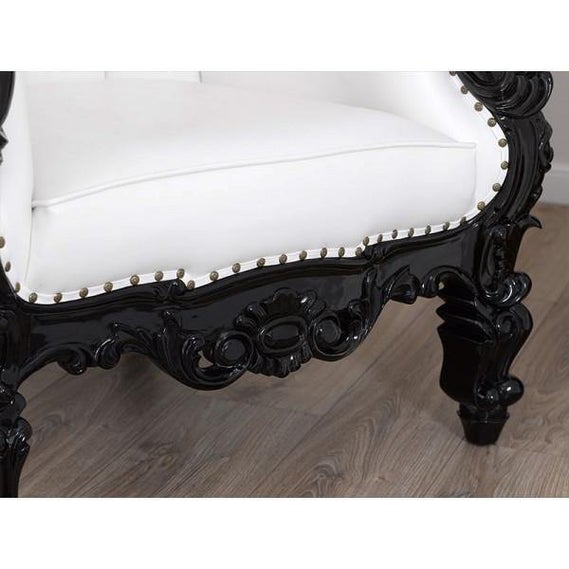 Luxurious High Back throne Crystal Buttons Chair
